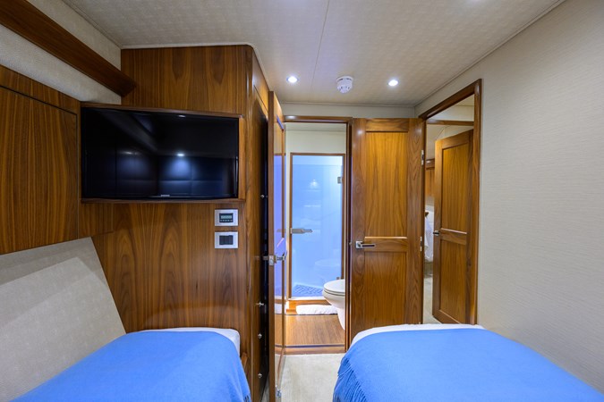 Photo of VIKING SPECULATOR 92'