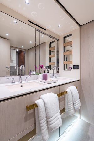 Photo of AZIMUT YACHTS Euphoria 78'