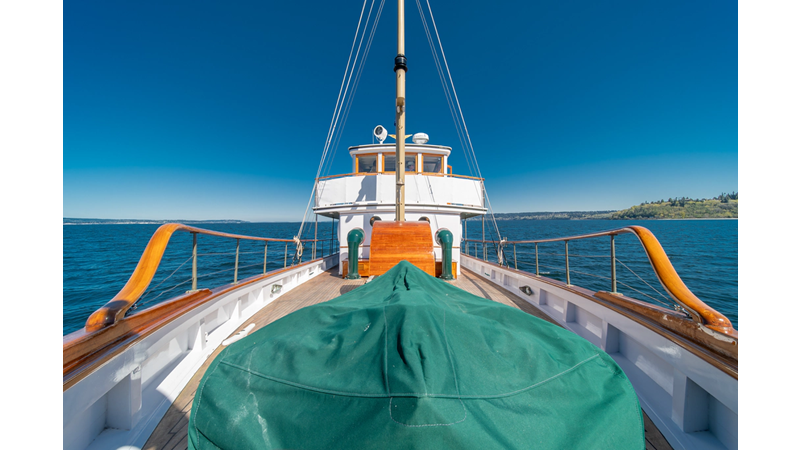 Photo of CUSTOM Blue Peter 96'