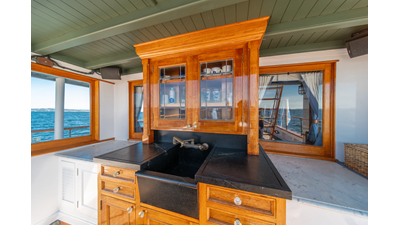 1928 CUSTOM Fan Tail Motor Yacht - photo 18
