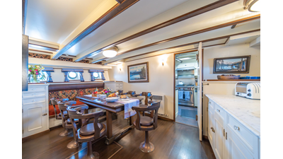1928 CUSTOM Fan Tail Motor Yacht - photo 36