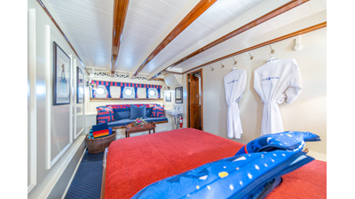 1928 CUSTOM Fan Tail Motor Yacht - photo 43