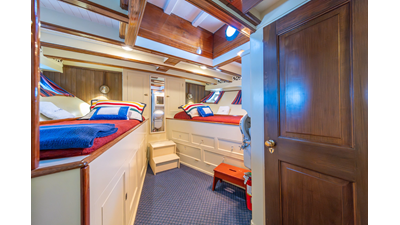 1928 CUSTOM Fan Tail Motor Yacht - photo 47