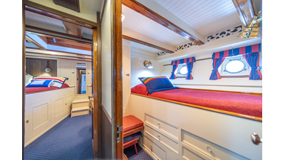 1928 CUSTOM Fan Tail Motor Yacht - photo 48