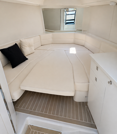 Photo of VANDUTCH SPECTRE 40'