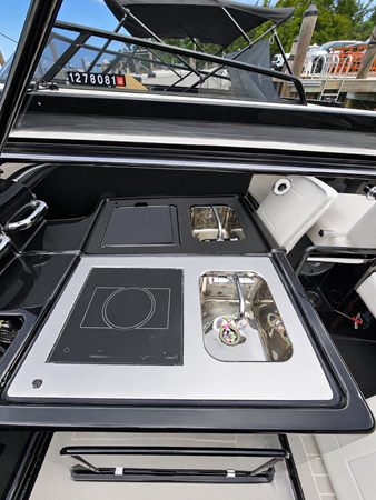Photo of VANDUTCH SPECTRE 40'