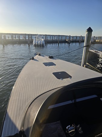 Photo of VANDUTCH SPECTRE 40'