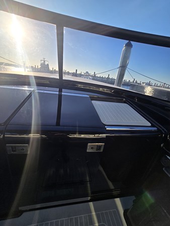 Photo of VANDUTCH SPECTRE 40'
