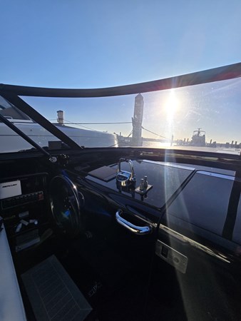 Photo of VANDUTCH SPECTRE 40'
