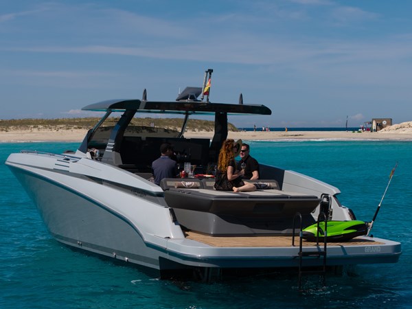 Photo of CANADOS CANADOS GLADIATOR 493 GRAND 49' 2