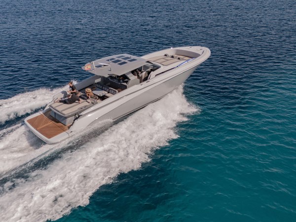 Photo of CANADOS CANADOS GLADIATOR 493 GRAND 49' 2