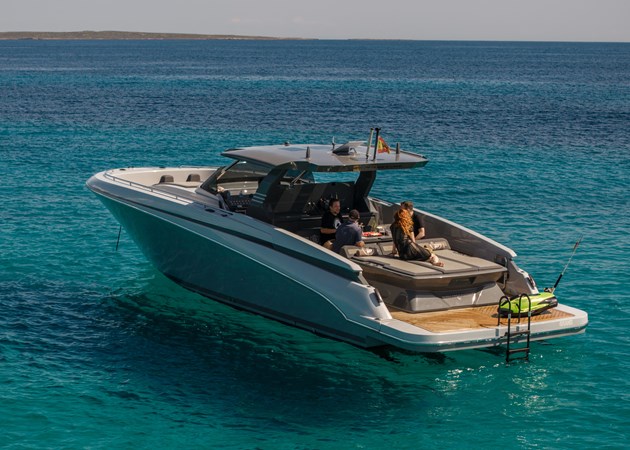 Photo of CANADOS CANADOS GLADIATOR 493 GRAND 49' 2