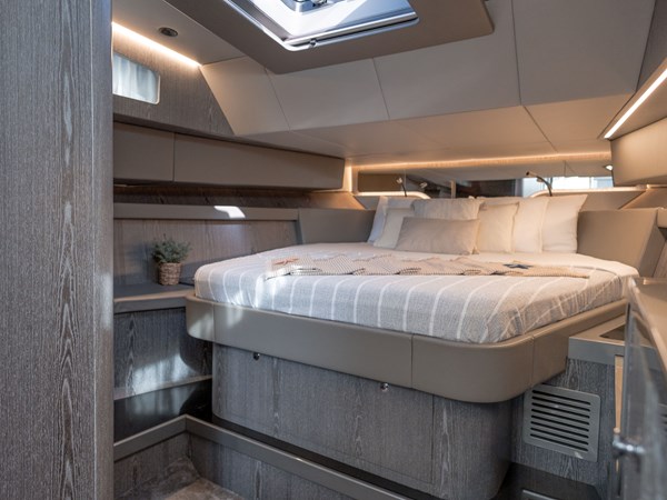 Photo of CANADOS CANADOS GLADIATOR 493 GRAND 49' 2