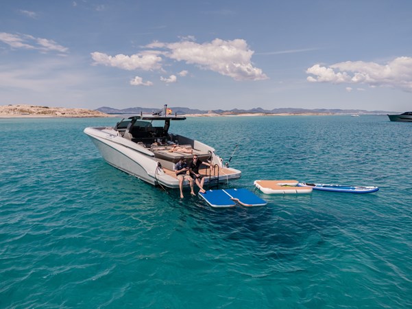 Photo of CANADOS CANADOS GLADIATOR 493 GRAND 49' 2