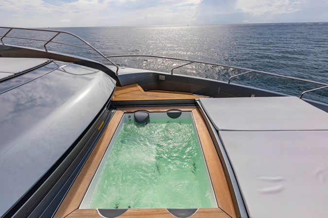 Photo of RIVA YACHT NO SURRENDER 110'