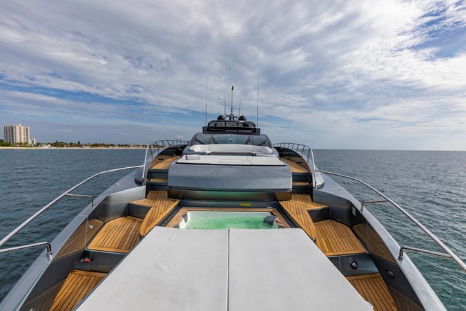 Photo of RIVA YACHT NO SURRENDER 110'