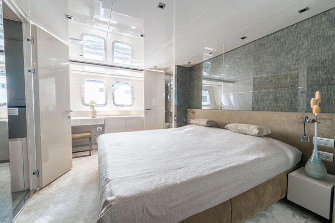 Photo of SANLORENZO YACHTS LADY LARISA 87' 8