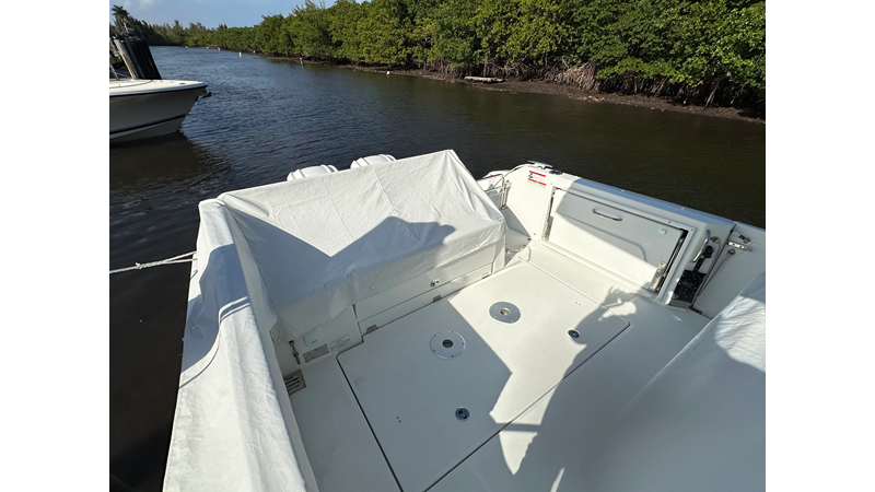 Photo of JEANNEAU No Name 35'