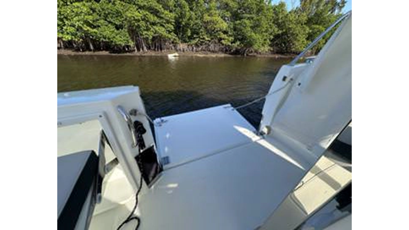 Photo of JEANNEAU No Name 35'