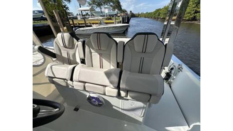 Photo of JEANNEAU No Name 35'