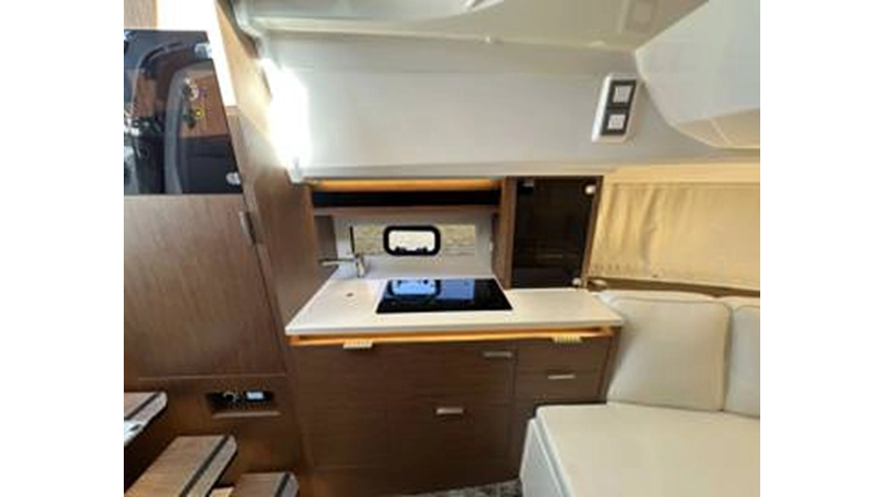 Photo of JEANNEAU No Name 35'