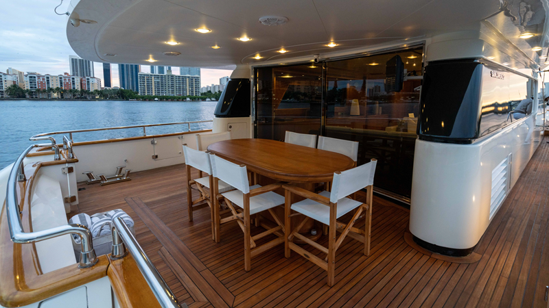 2005 SANLORENZO YACHTS SL82