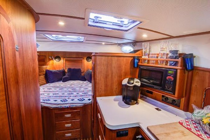 Photo of HINCKLEY Beatrice 40' 2