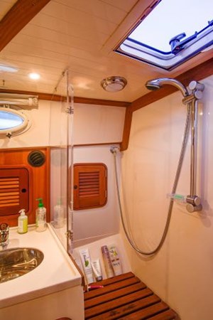 Photo of HINCKLEY Beatrice 40' 2