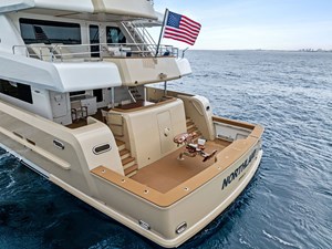 2017 BURGER BOAT COMPANY Explorer Motor Yacht - photo 5