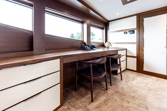 2017 BURGER BOAT COMPANY Explorer Motor Yacht - photo 32