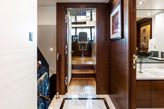 2017 BURGER BOAT COMPANY Explorer Motor Yacht - photo 34