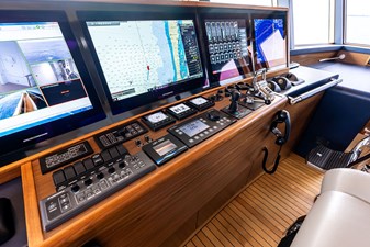 2017 BURGER BOAT COMPANY Explorer Motor Yacht - photo 38