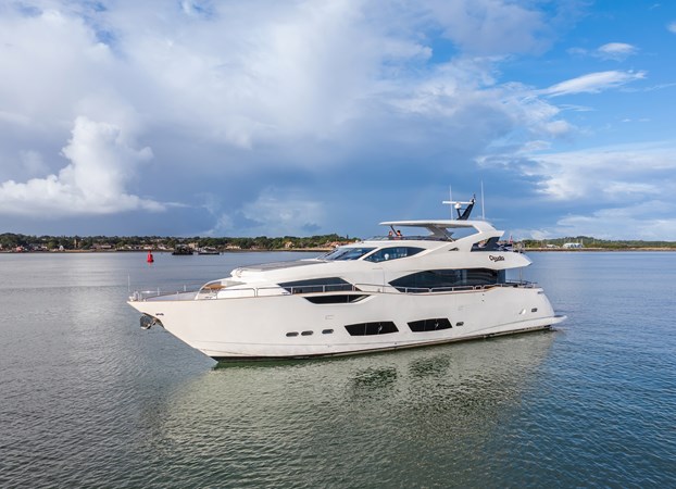 2019 &bull; Sunseeker &bull; 95 Yacht &bull; Cloudia