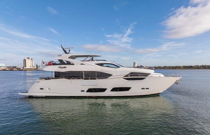 Photo of SUNSEEKER CLOUDIA 92' 2
