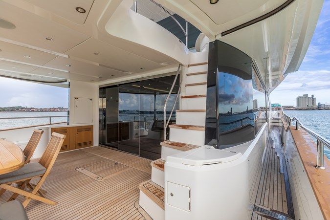 Photo of SUNSEEKER CLOUDIA 92' 2