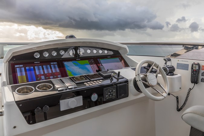Photo of SUNSEEKER CLOUDIA 92' 2