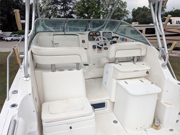 Photo of WELLCRAFT 27' Wellcraft 2004 270 Coastal 27' 1