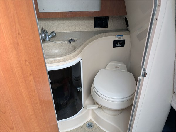 Photo of WELLCRAFT 27' Wellcraft 2004 270 Coastal 27' 1