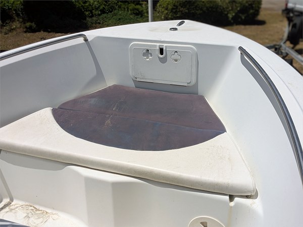 Photo of POLAR 19' Polar 2006 1900 CC 19' 1