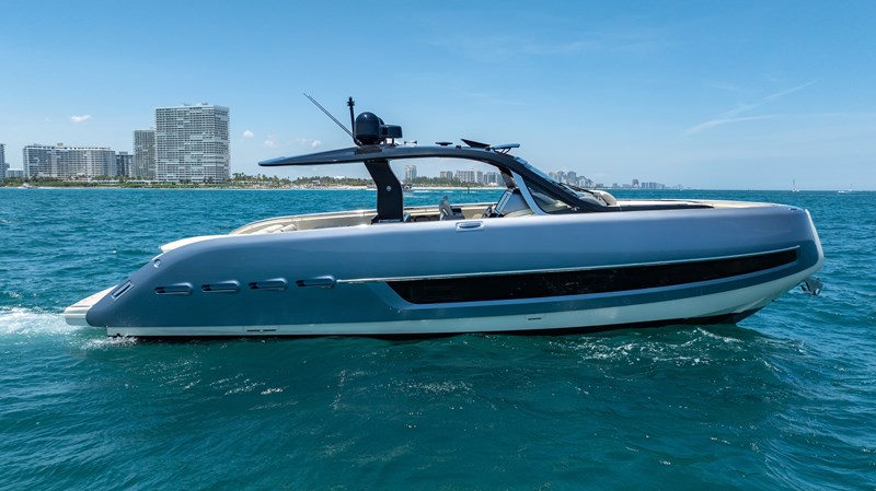 Invictus TT460