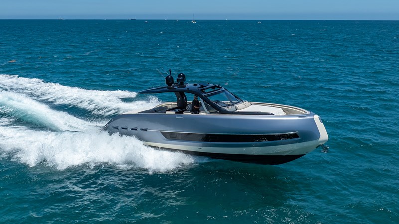 Photo of INVICTUS Invictus TT460 47' 8