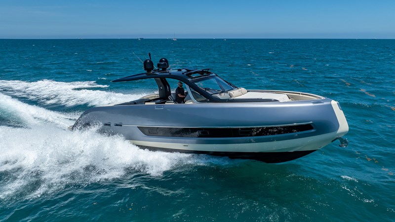Photo of INVICTUS Invictus TT460 47' 8