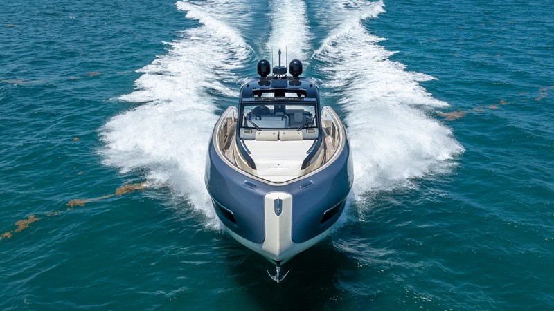 Photo of INVICTUS Invictus TT460 47' 8