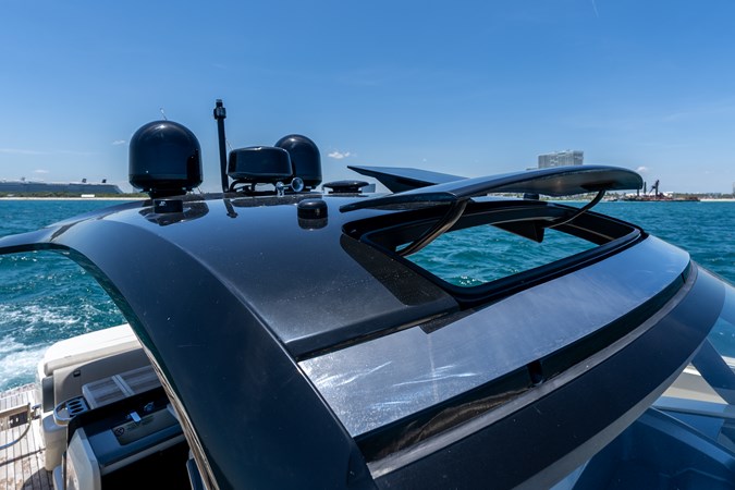 Photo of INVICTUS Invictus TT460 47' 8
