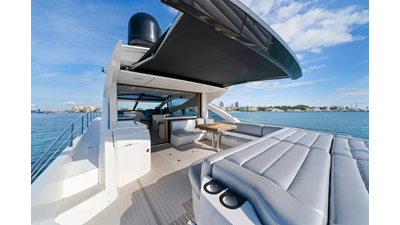 2018 SUNSEEKER Predator 68 - photo 33