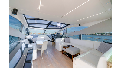 2018 SUNSEEKER Predator 68 - photo 44