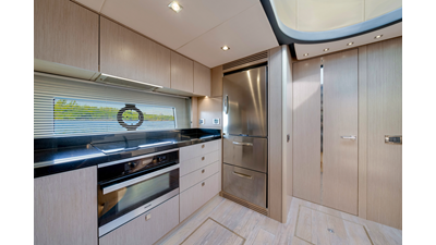 2018 SUNSEEKER Predator 68 - photo 52
