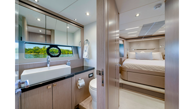 2018 SUNSEEKER Predator 68 - photo 58