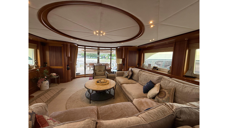 Photo of SES CUSTOM SUNRISE 112'