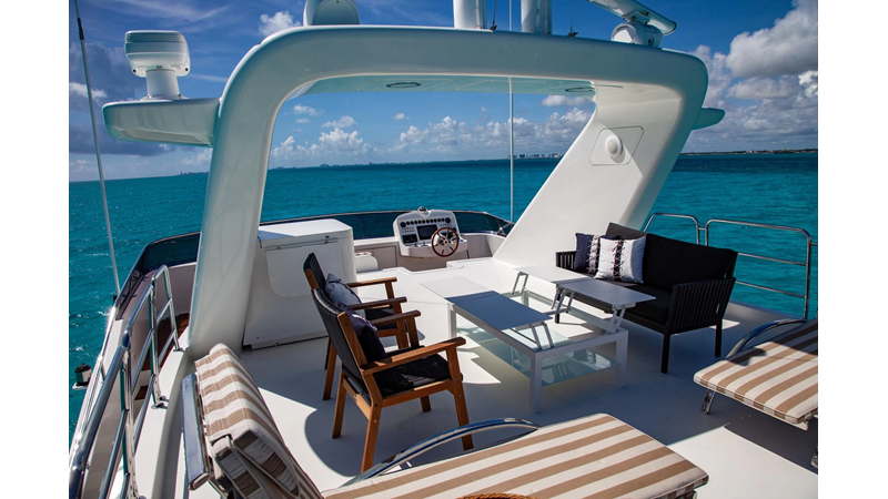 Photo of SES CUSTOM SUNRISE 112'